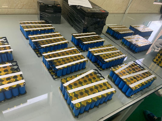 ISO9001 12 Volt 160 van de het Lithiumbatterij van AH Lifepo4 Prismatische Batterijcel 330*172*215mm